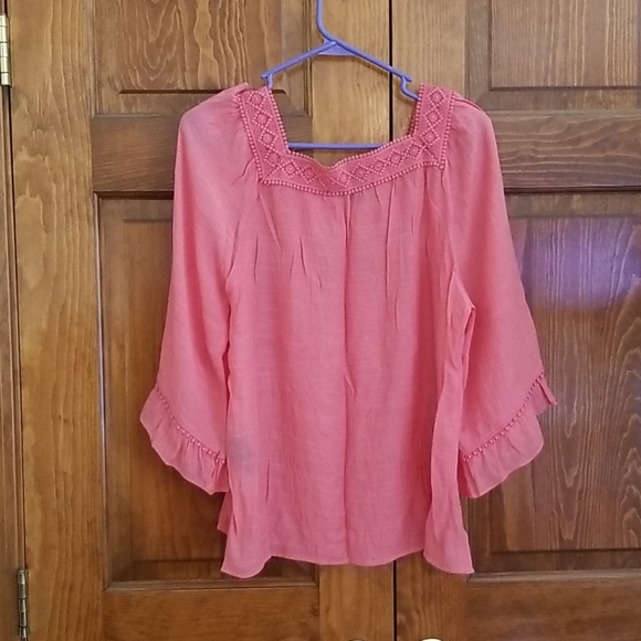 Zac and rachel top - Picture 2 of 4